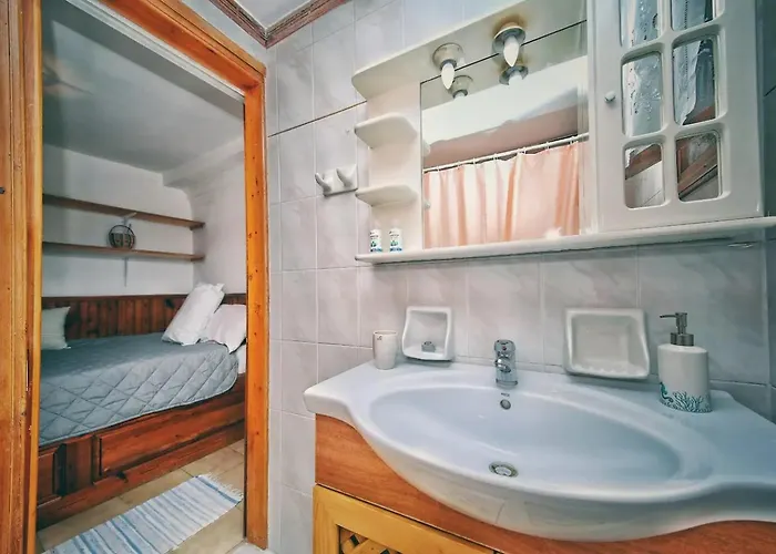 Antonia House Case de vacanță *