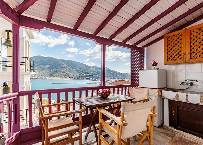 Antonia House Case de vacanță