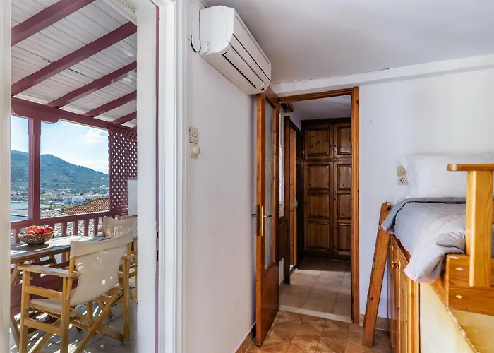 Antonia House Case de vacanță